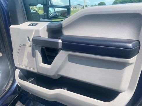 Used 2019 Ford F350 XLT w/ XLT Premium Package AWD/4WD image 22