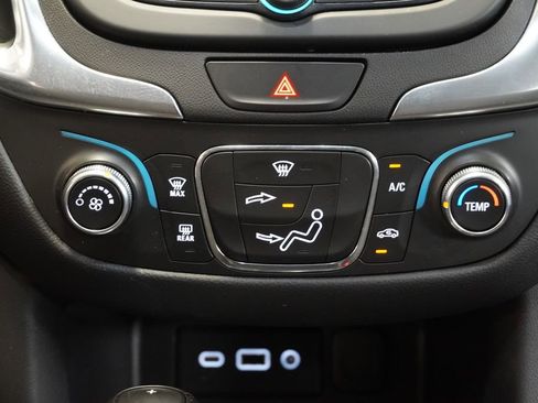 Certified 2021 Chevrolet Equinox LT w/ LPO, Floor Liner Package FWD image 22
