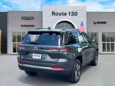 Used 2024 Jeep Grand Cherokee Limited 4xe AWD/4WD image 4