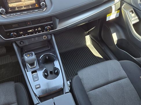 New 2026 Nissan Rogue SV w/ Cold Weather Package FWD image 12
