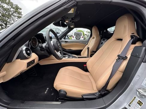 Used 2025 MAZDA MX-5 Miata Grand Touring RWD image 22