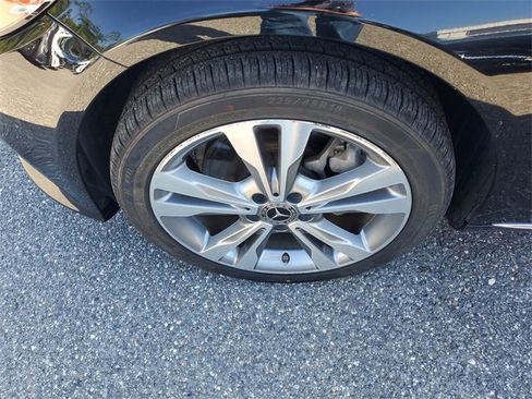 Used 2020 Mercedes-Benz C 300 4MATIC Sedan image 5