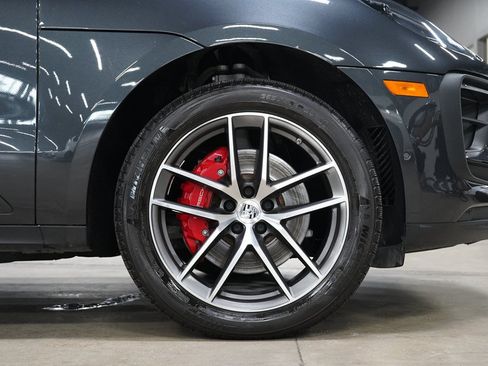 Used 2023 Porsche Macan S AWD/4WD image 39