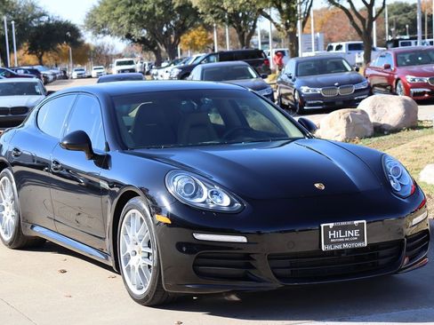 Used 2016 Porsche Panamera Edition w/ Premium Package Plus image 2