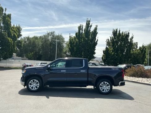 Used 2023 Chevrolet Silverado 1500 LTZ w/ Technology Package AWD/4WD image 9