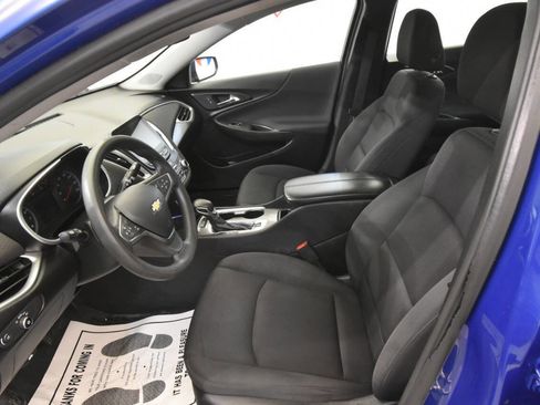 Used 2023 Chevrolet Malibu LT FWD image 12