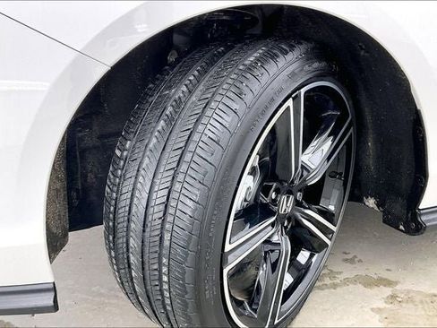 Certified 2025 Honda Accord Sport image 32