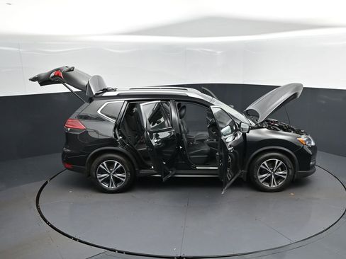 Used 2018 Nissan Rogue SL FWD image 50