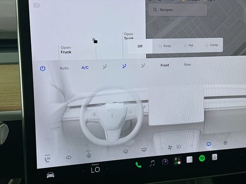 Used 2023 Tesla Model Y Long Range AWD/4WD image 24