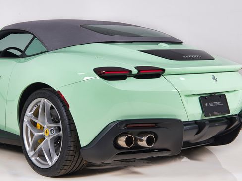 Certified 2025 Ferrari Roma Spider image 33