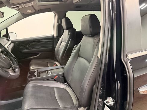 Used 2023 Honda Odyssey Touring image 62
