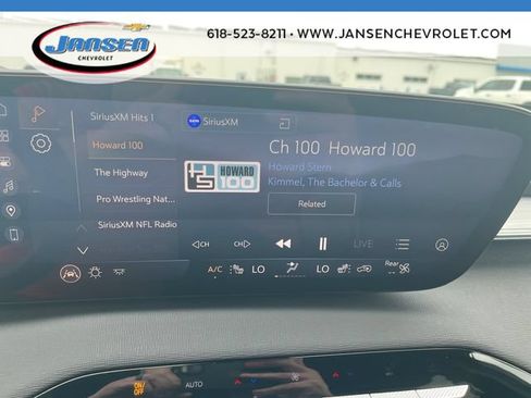 Used 2025 Buick Enclave Preferred FWD image 13