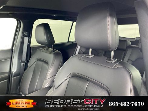 New 2026 Jeep Cherokee Limited AWD/4WD image 10