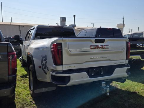 Used 2024 GMC Sierra 3500 Denali AWD/4WD image 4