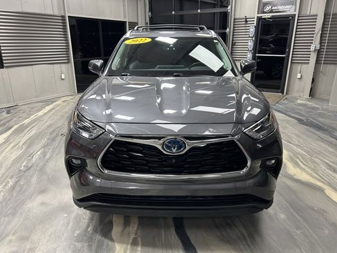 Used 2022 Toyota Highlander Limited image 40