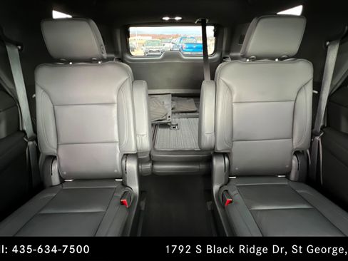 Used 2022 Chevrolet Tahoe Z71 w/ Luxury Package image 25