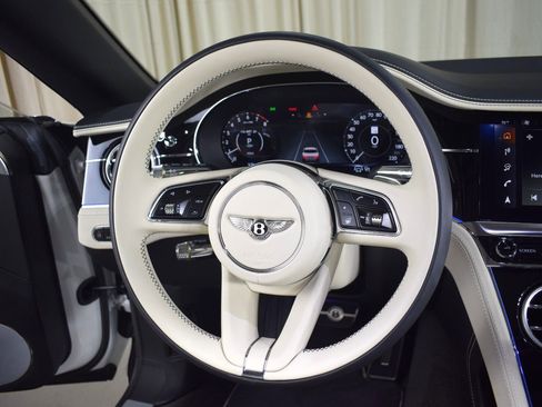 Certified 2026 Bentley Continental GTC AWD/4WD image 28