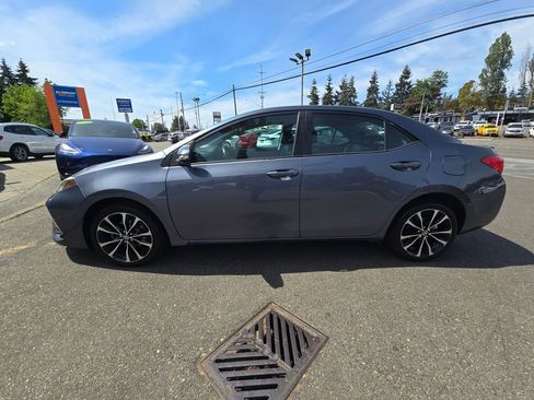 Used 2017 Toyota Corolla SE FWD image 4