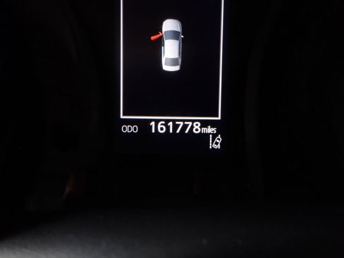 Used 2019 Toyota Camry SE FWD image 42