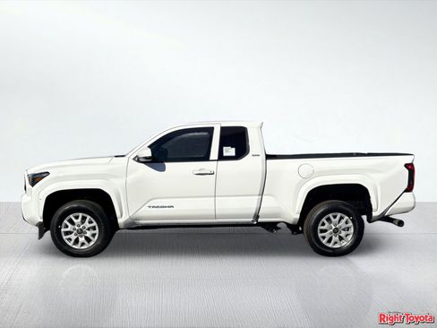 New 2025 Toyota Tacoma SR5 RWD image 3