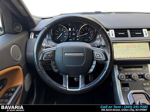 Used 2017 Land Rover Range Rover Evoque HSE Dynamic image 13