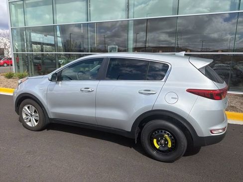 Used 2019 Kia Sportage LX image 18