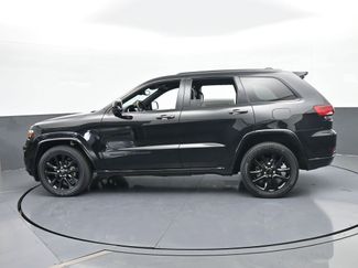Used 2020 Jeep Grand Cherokee Altitude video 3