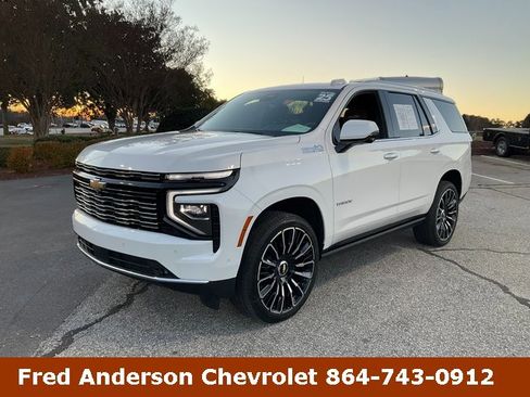 Used 2025 Chevrolet Tahoe High Country image 1