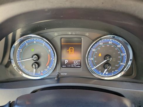 Used 2019 Toyota Corolla LE image 21