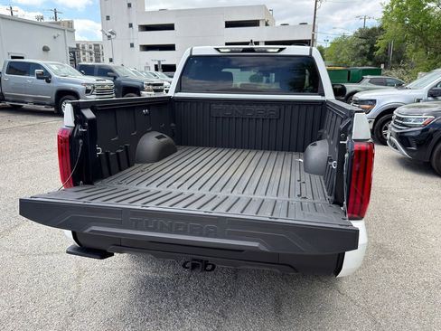 Used 2025 Toyota Tundra SR5 AWD/4WD image 9