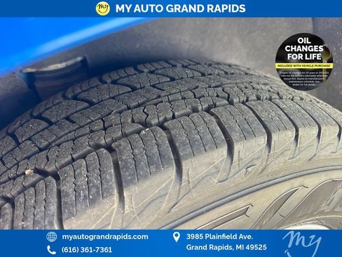 Used 2024 Chevrolet Equinox LT w/ LPO, Floor Liner Package AWD/4WD image 33