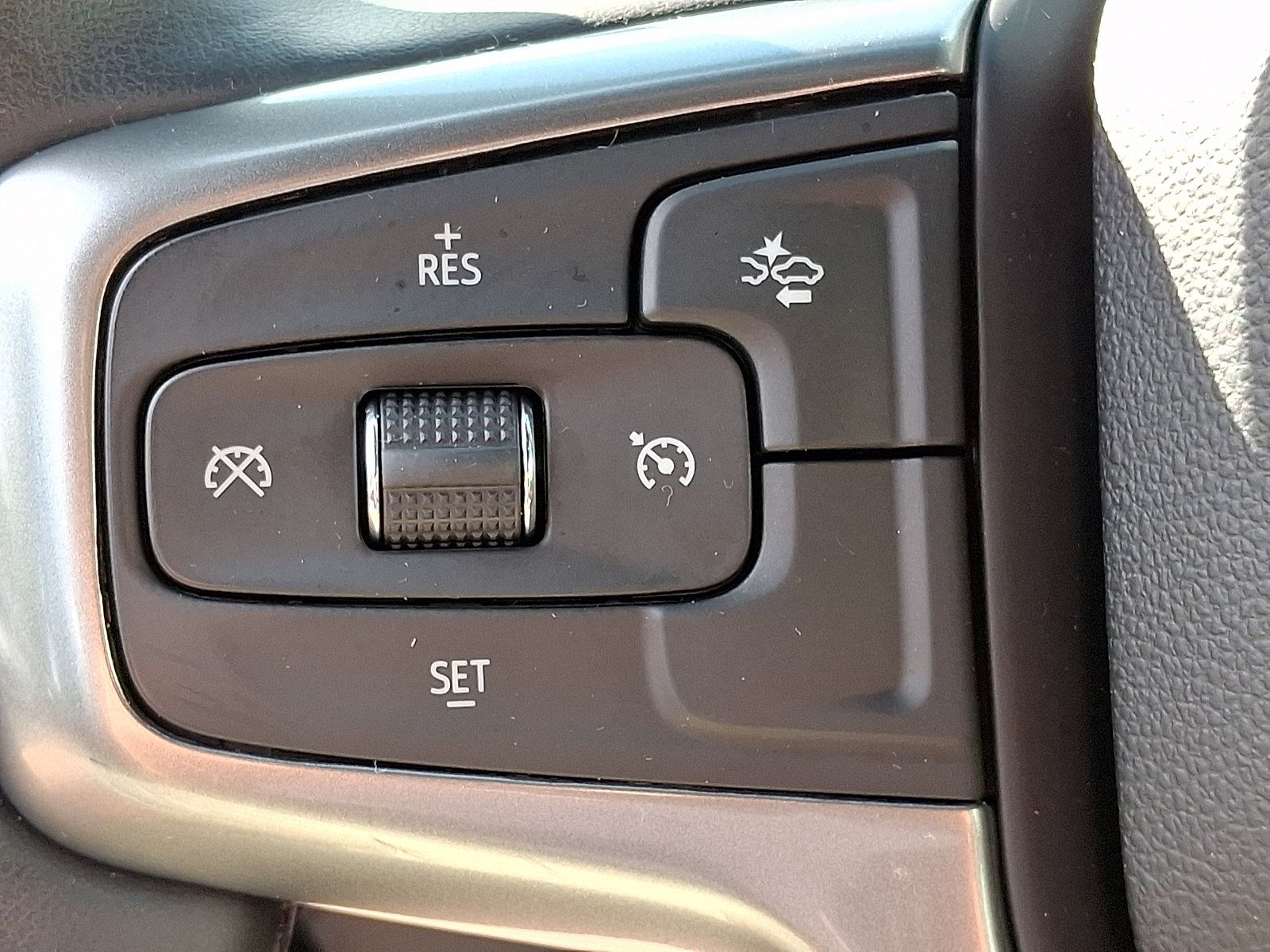 Certified 2024 Chevrolet Tahoe Z71 AWD/4WD image 24