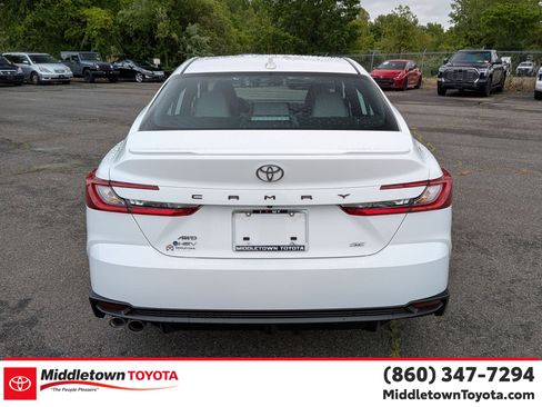 Certified 2025 Toyota Camry SE AWD/4WD image 4