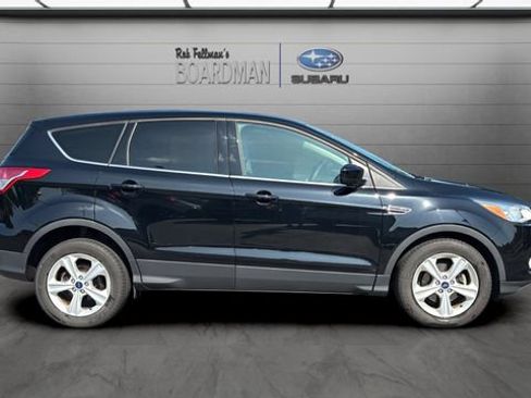 Used 2016 Ford Escape SE FWD image 3