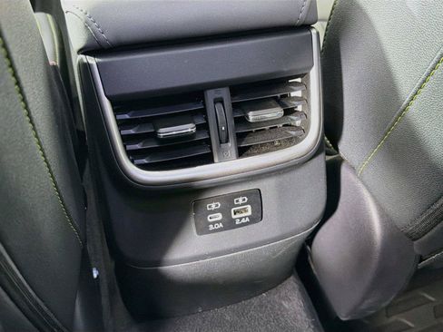 Used 2025 Subaru Outback Onyx Edition AWD/4WD image 28