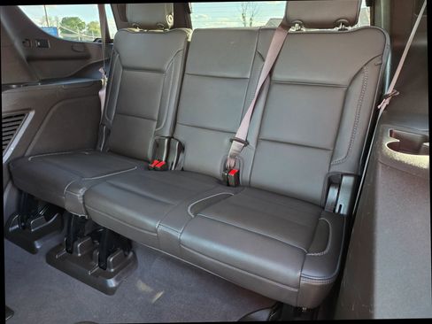 Used 2021 GMC Yukon Denali w/ Denali Ultimate Package AWD/4WD image 18