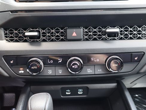 Used 2025 Honda Accord SE image 34