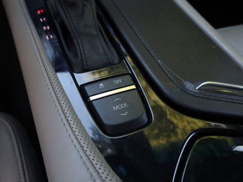 Used 2014 Cadillac CTS Luxury image 11