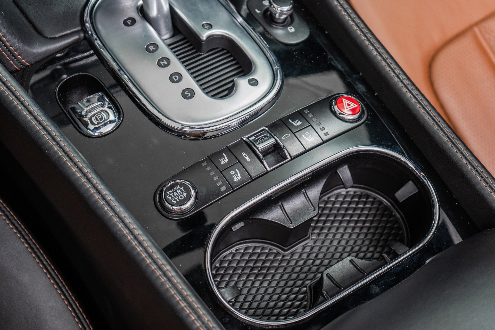 Used 2014 Bentley Continental GT AWD/4WD image 32