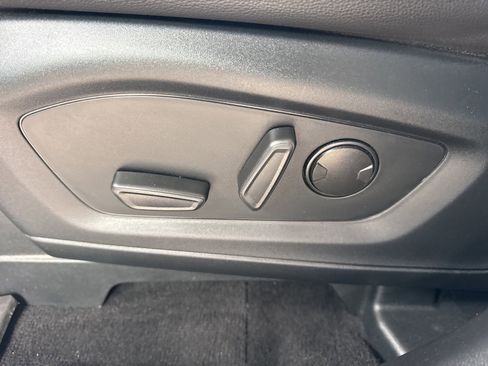 Certified 2022 Ford Explorer Limited w/ Equipment Group 301A image 21