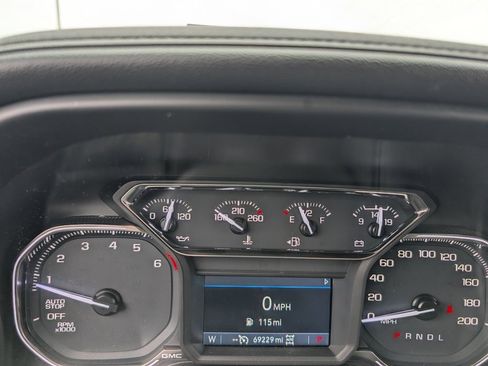 Used 2020 GMC Sierra 1500 SLE w/ X31 Off-Road Package image 15