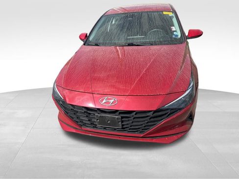 Used 2023 Hyundai Elantra SEL image 18