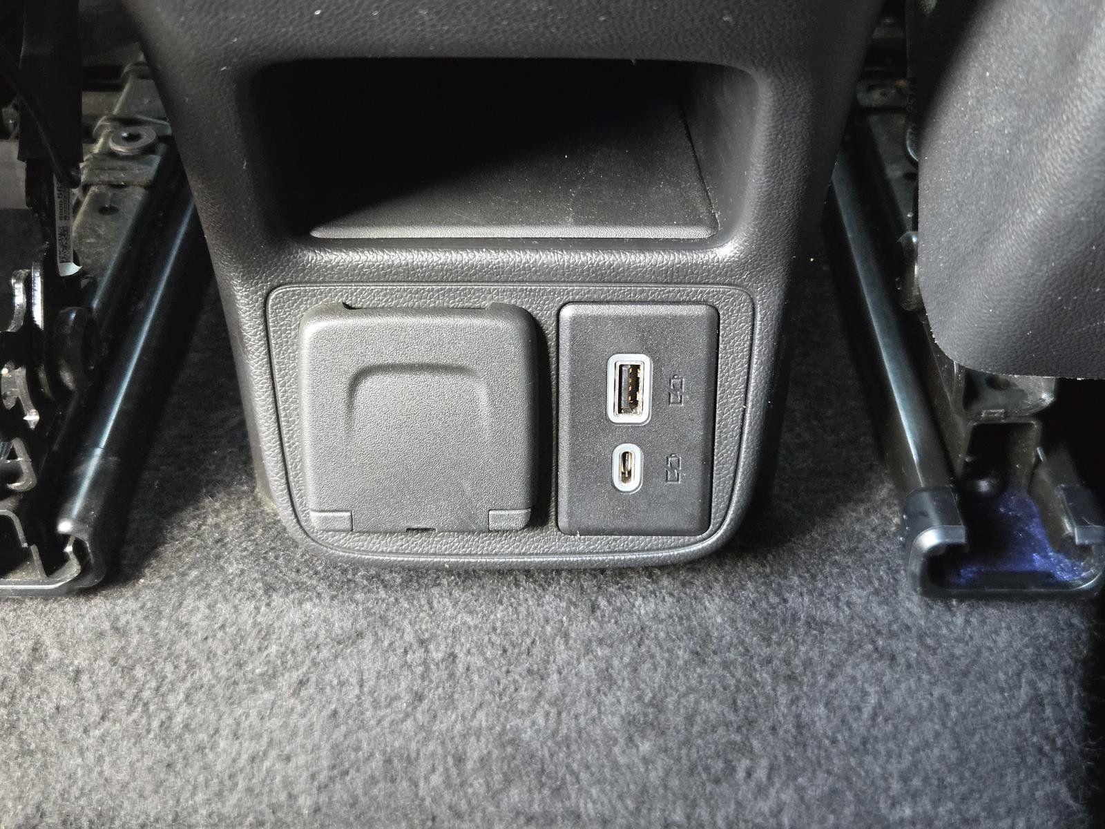 Used 2021 Chevrolet TrailBlazer RS w/ Convenience Package FWD image 28