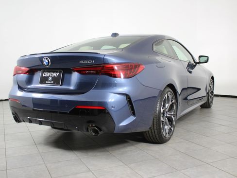 New 2026 BMW 430i Coupe w/ M Sport Package RWD image 9