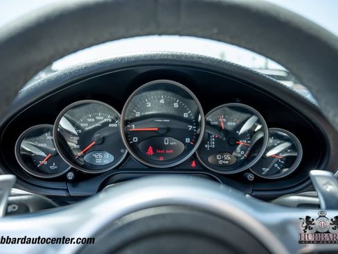 Used 2012 Porsche 911 Cabriolet image 22