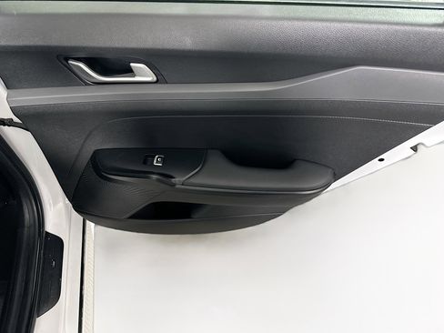 Used 2023 Kia K5 LXS image 27