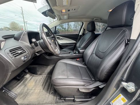 Used 2013 Chevrolet Volt Premium w/ Premium Trim Package FWD image 4