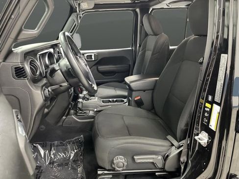 Used 2022 Jeep Wrangler Unlimited Sport image 4
