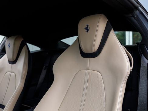 Used 2023 Ferrari Roma RWD image 20