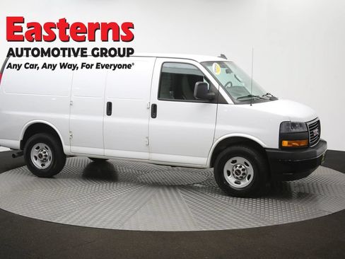 Used 2020 GMC Savana 3500 w/ Driver Convenience Package RWD image 47